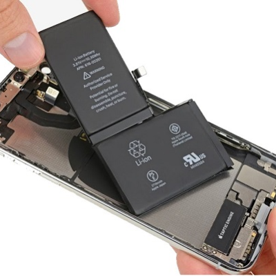 Thay pin iPhone giá rẻ TP.HCM – dịch vụ nhanh, linh kiện tốt