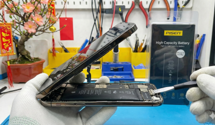 Thay pin iPhone: Dấu hiệu cần làm ngay để vi vu du xuân không lo sập nguồn