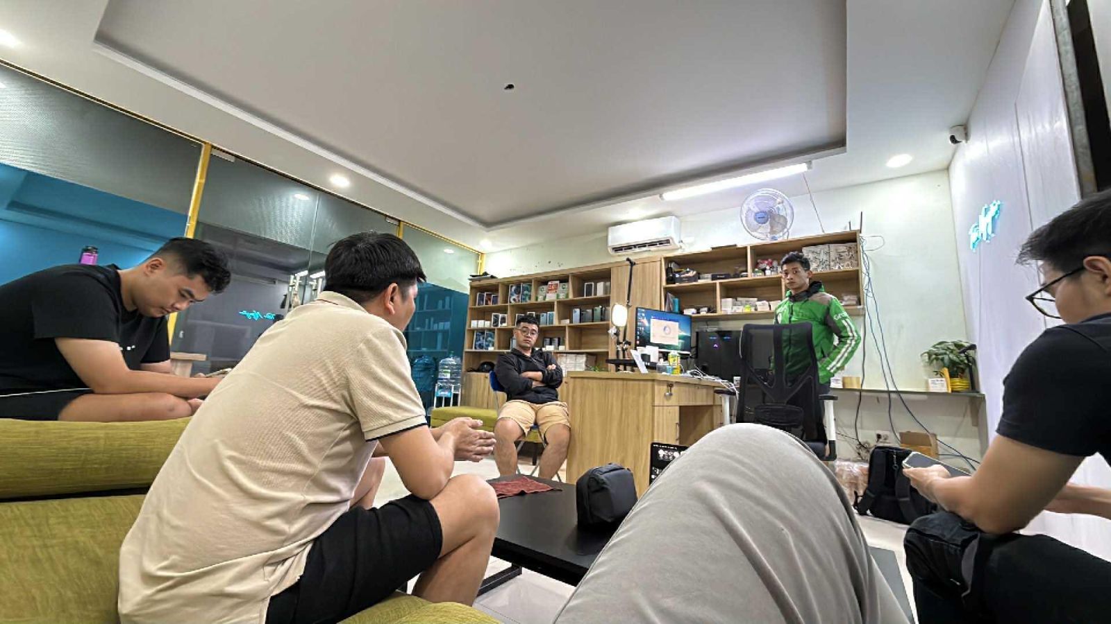 THU MUA ĐIỆN THOẠI CŨ UY TÍN 